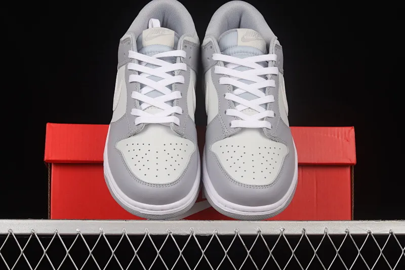 All categories Nk SB Dunk series Nk SB Dunk Low low-top sneakers J version Nk Dunk Low Retro "Grey White" cool gray color SB smashed backboard fashion casual sneakers DJ6188-001